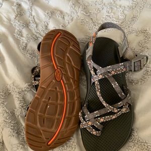 Woman’s adjustable Chacos